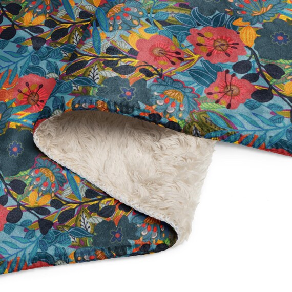 Bold Flower Blanket / Blue and Red Tropical Fioliage Florals Sherpa blanket
