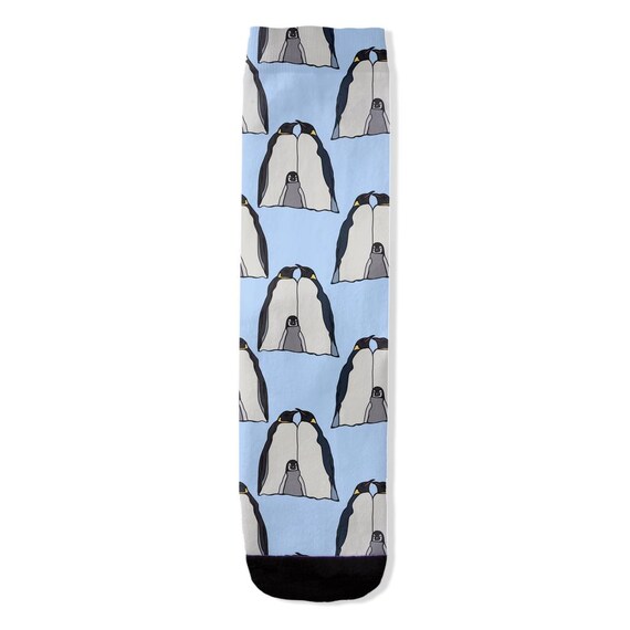 Penguin Print Socks / A Snuggly Penguin Family