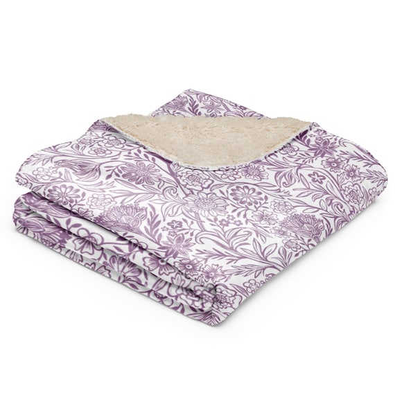 Lavender Floral Blanket / Vinatge Style Flowers Sherpa blanket