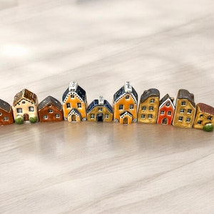 Mini case piccole case in ceramica case in ceramica fatte a mano piccole case piccole case in ceramica arredamento per la casa decorazione per il camino regalo di inaugurazione della casa