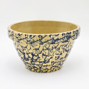 Blue Spongeware 8” Ceramic Mixing Bowl by Robinson Ransbottom USA Roseville Ohio | Vintage Kitchen