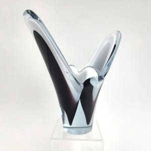 Mid-Century Swedish Coquille Amethyst Cased Glass Vase by Paul Kedelv for Flygsfors, 1956