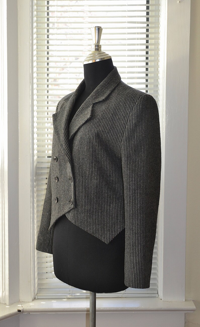 m Vintage 80s Jacket Girls Brigade Grey Wool Pinstripe Blazer Cropped Length