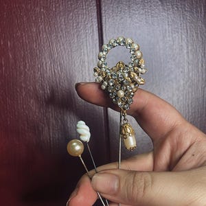 Dazzle me- Lot of 3 hat pin