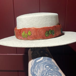 Humupapa Feather Lei Hat Band - Etsy