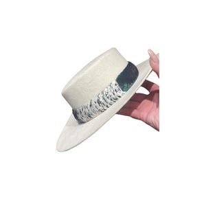 Leihulu humupapa second（white） Hawaiian Feather Lei, Hat Band Humu Papa, Lei Hulu, Diagonal