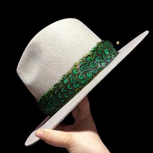 Humupapa Feather Lei Hat Band - Etsy