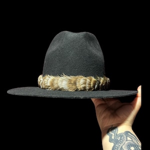 Humupapa Feather Lei Hat Band - Etsy