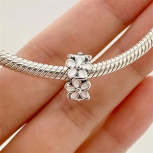 White Daisy Flower Spacer Charm,925 Sterling Silver Clip,Pandora Compatible Bracelet Bead,Patronus Charm,Gift for Best Girls Women