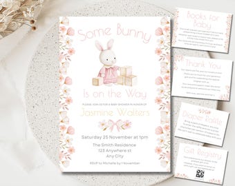 Einige Häschen ist auf dem Weg Babyparty Einladung Bündel, Mädchen-Rosa Blumenhase einladen Set, Aquarell Blumenmädchen-Babyparty-Set