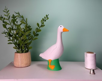 3D Printed Desk Goose: 7-Inch PLA Filament, White/Gray/Pink/Candian/Green/Golden, Eco-Friendly