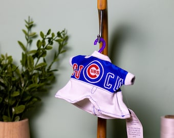 Cubs Desk Goose Outfit:  Baseball Jersey, 1in Batter Helmet & Posable Wings or Jersey Only