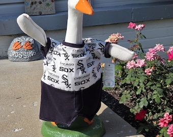 White Sox Goose Outfit: Baseball Jersey, Hat & Posable Wings
