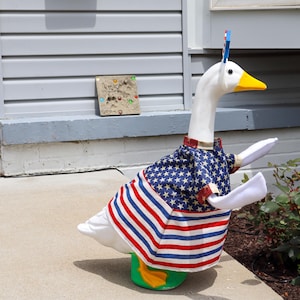 Patriotic Porch Goose Outfit: Stars & Stripes 4th of July Decor