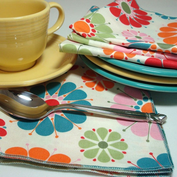 FREE SHIPPING THRU JULY - Fun, Slightly Whimsical, print of - My Minds Eye - will brighten up any kitchen  - Cotton - Reusable -  Dinner Napkins - set of 4