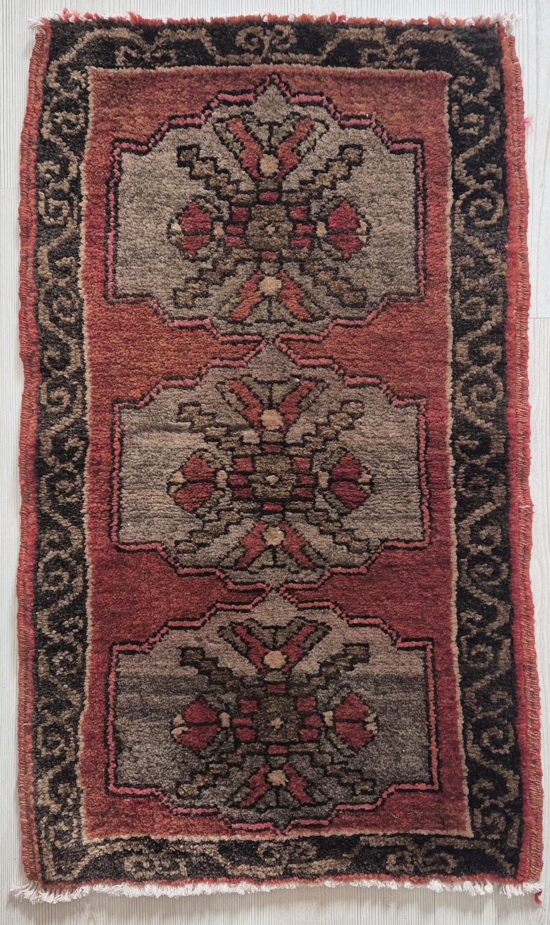 Wool Rug Eastern Vintage Eastern Anatolian Mini Rug 15.7x28.7 Inches Wool on Cotton ...