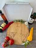 Personalized wooden pizza plate with engraving & pizza cutter – gift for weddings, engagements or anniversaries – in a stylish pizza box product logo
