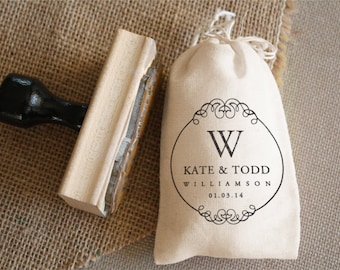 DIY Favor Bag Stamp - CUSTOM WORDING  - Wreathe