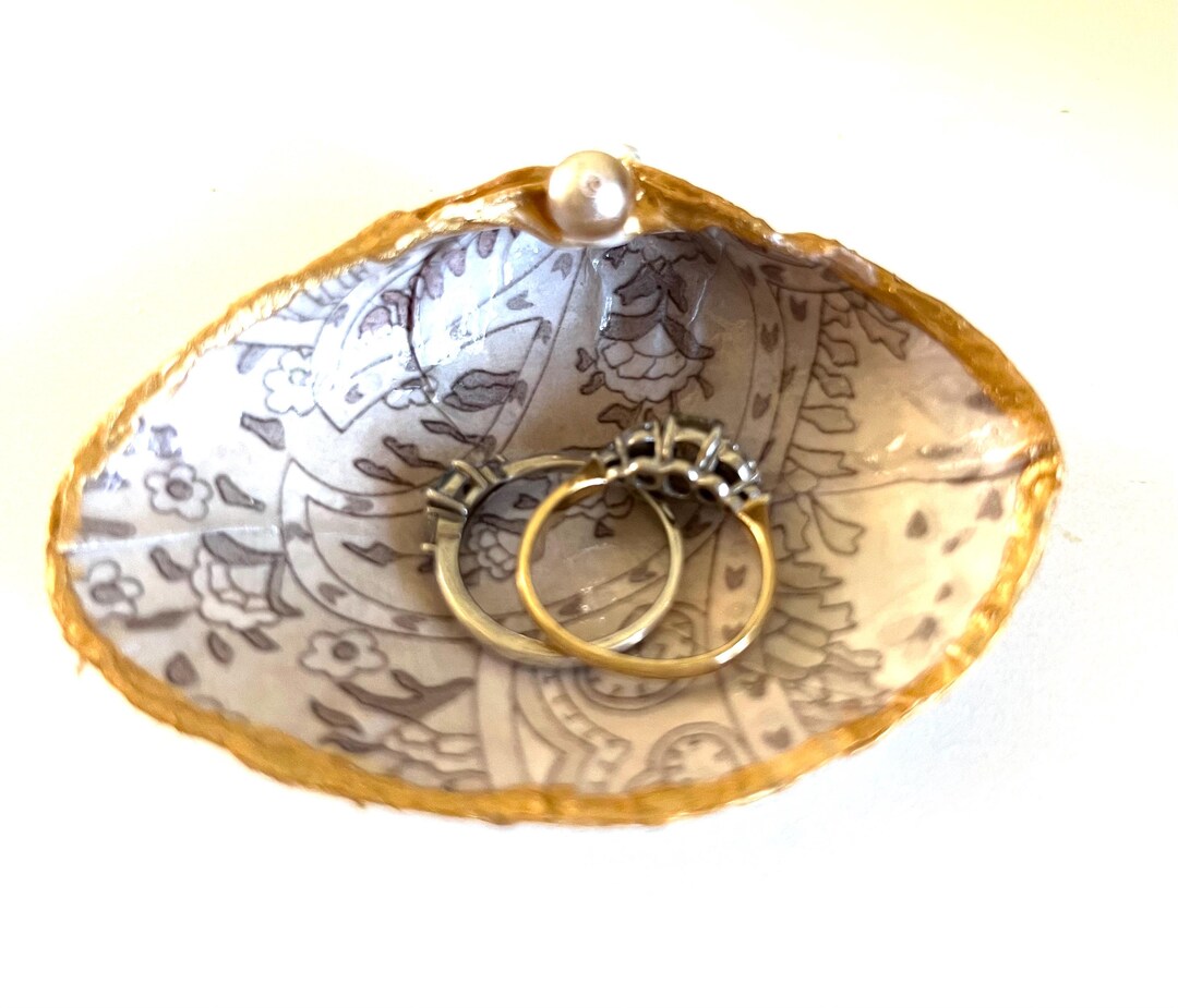Clam Shell Ring Dish Trinket Dish Gift Beach House. - Etsy