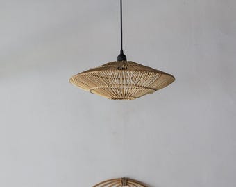Rattan Lampenschirm, Rattan Kronleuchter, Rattan Pendelleuchte Bulus Design, Rattan Leuchte Bali