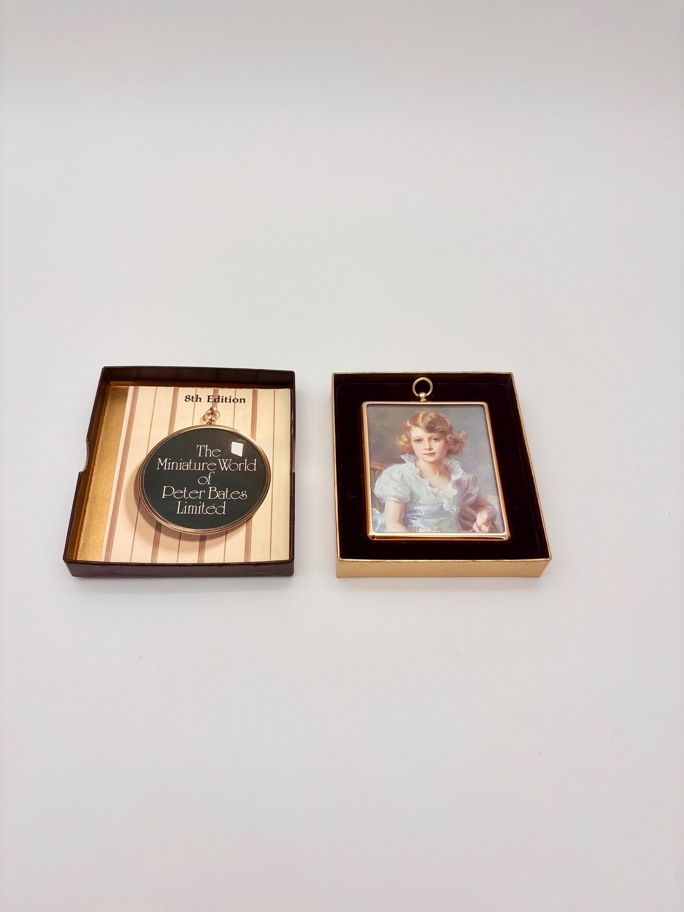 Peter Bates Miniature - Etsy