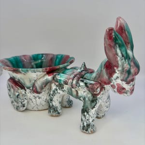 Hand‑Painted Italian Majolica Donkey Cart Planter – Vintage Patio Pot, Ceramic Garden Decor Gift