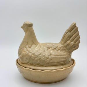 Vintage Moira Hen on Nest Egg Baker Crock – Textured Stoneware Farmhouse Decor