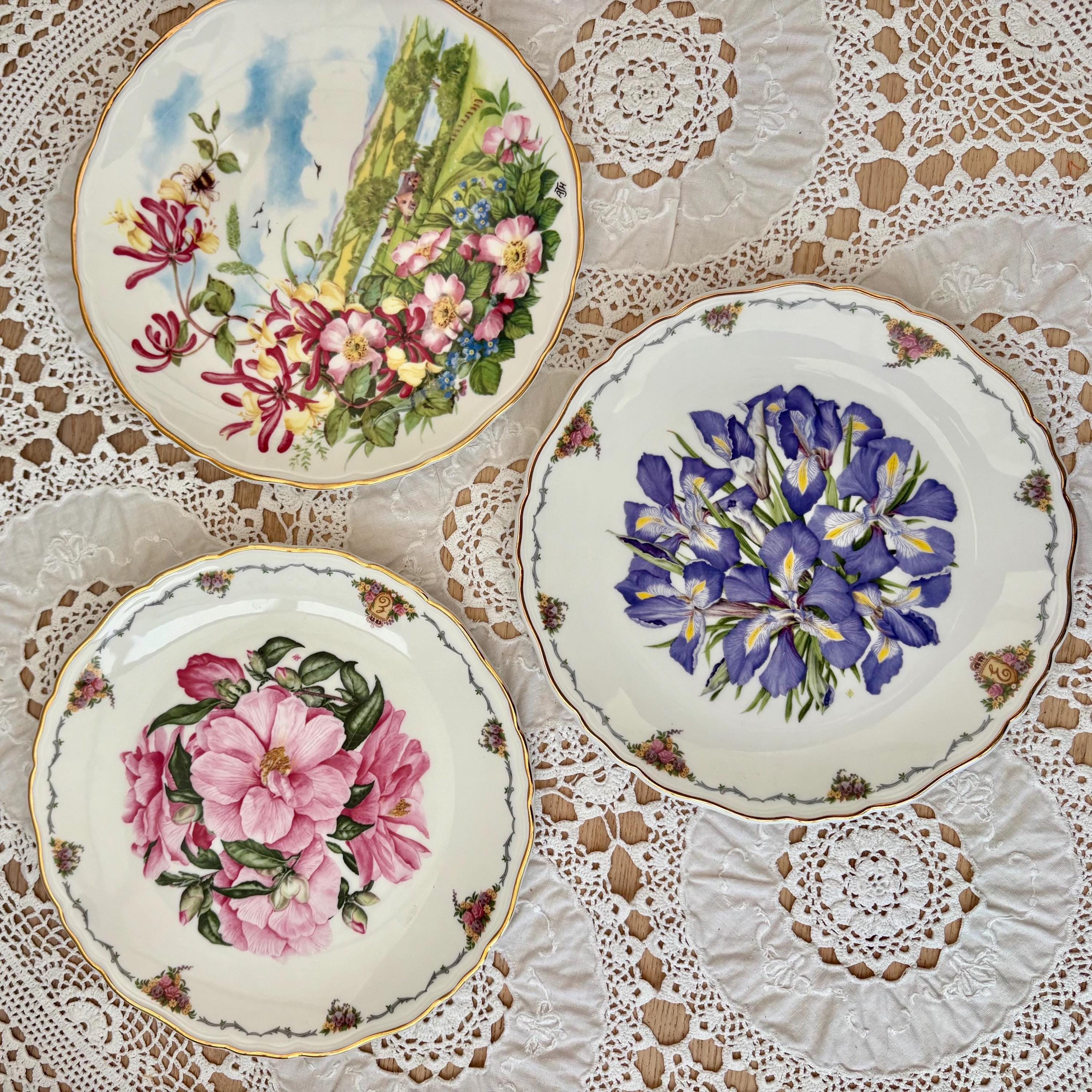Vintage Tiffany's China Plates - Etsy Canada