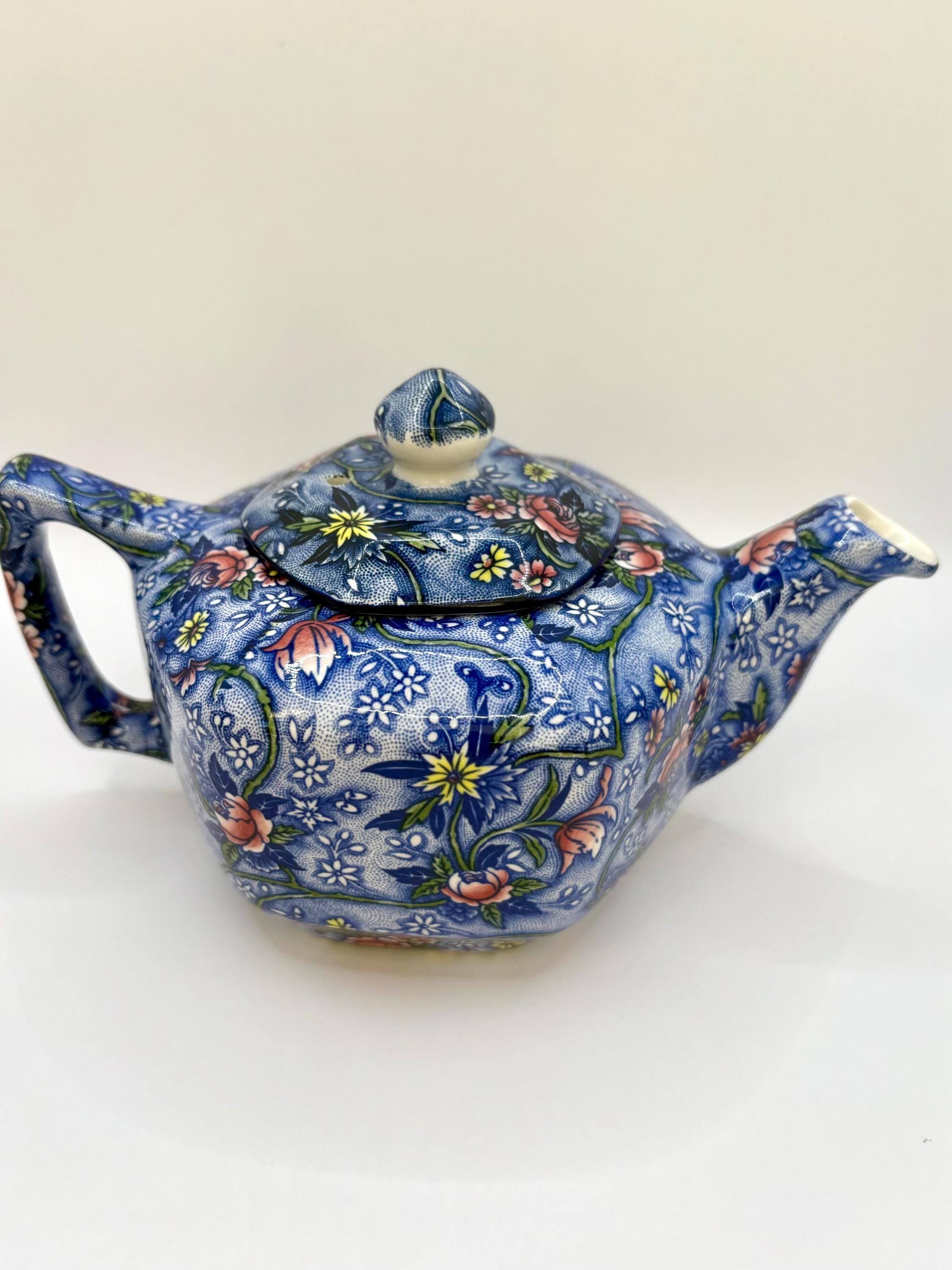 Ringtons Tea Teapot - Etsy Canada