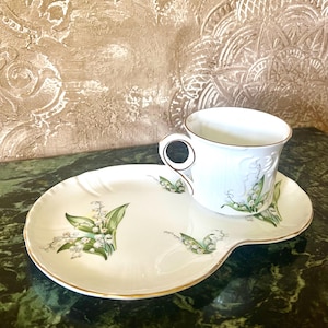 Romantic Vintage Lily of the Valley Snack Set-Royal Grafton Jacobean Fine Bone China-Tea Cup&Biscuit Plate -England 1950s-Free EU Shipping