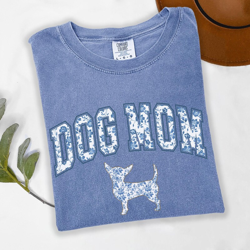 Chihuahua Beret France T-Shirt