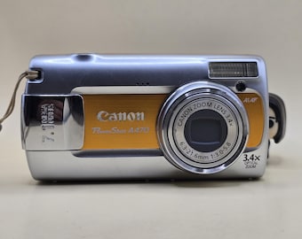 Fotocamera digitale Canon PowerShot A470 da 7,1 MP, colore argento (Y2K), testata + scheda SD.