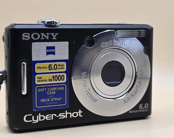 Fotocamera digitale Sony Cybershot DSC-W40 da 6,0 MP, nera, testata.