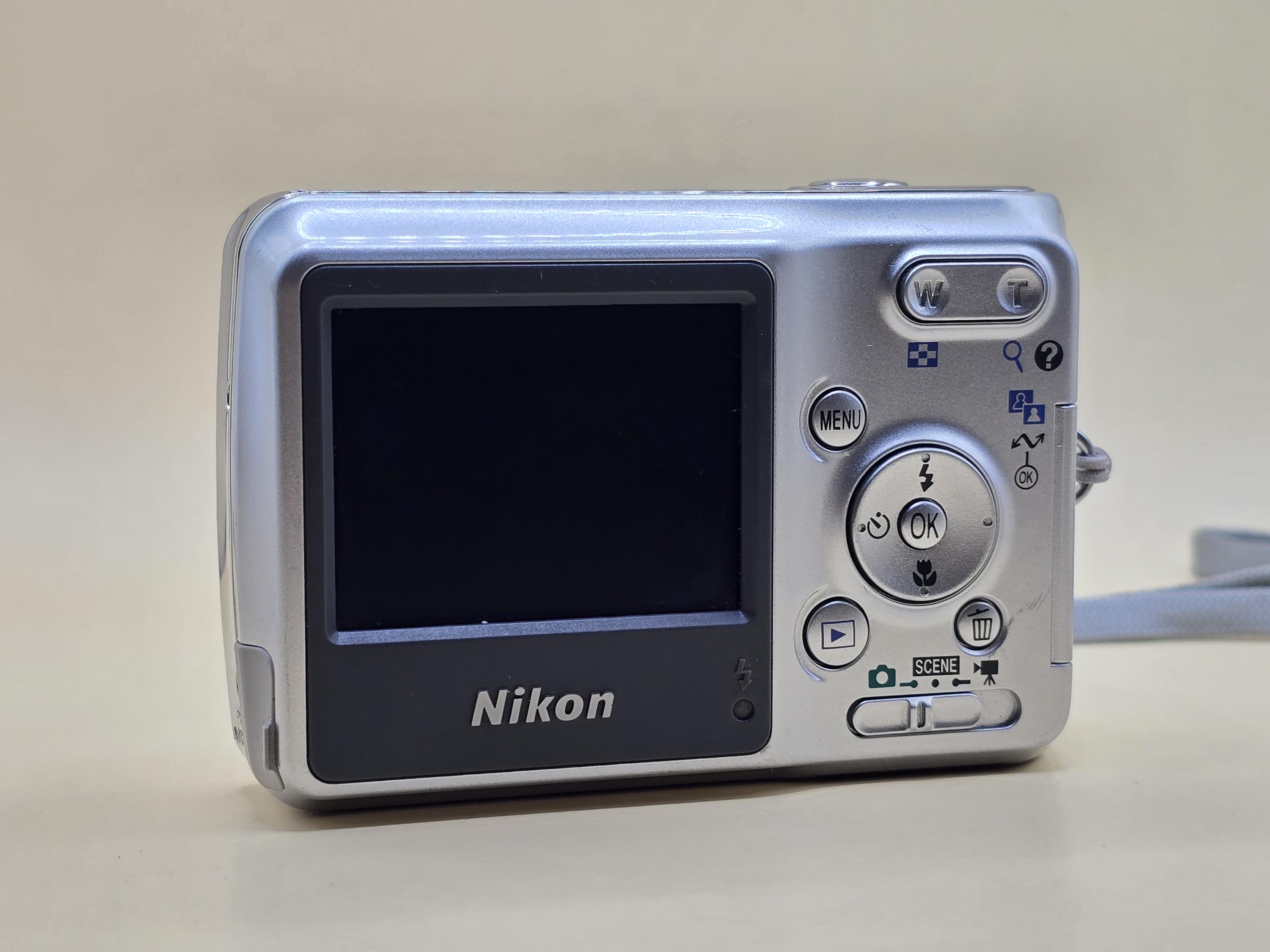NIKON　COOLPIX　L3　デジカメ【動作確認品】 Nikon ニコン COOLPIX L3 コンパクトデジタルカメラ 動作未確認品