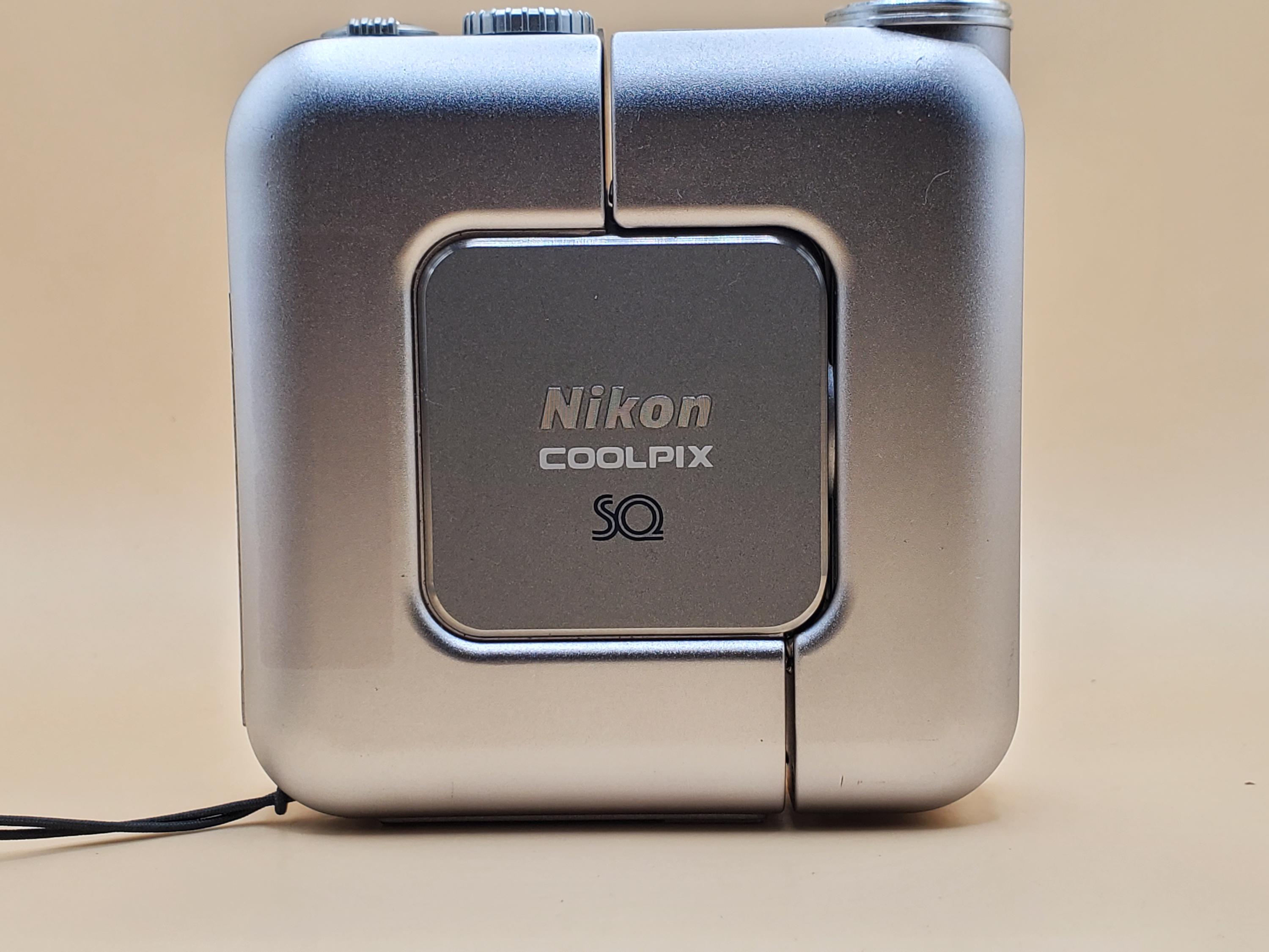 実写⭕️訳アリ【動作確認済み】Nikon COOLPIX SQ シルバー Nikon COOLPIX SQ 3.1MP Digital Camera - Silver for sale