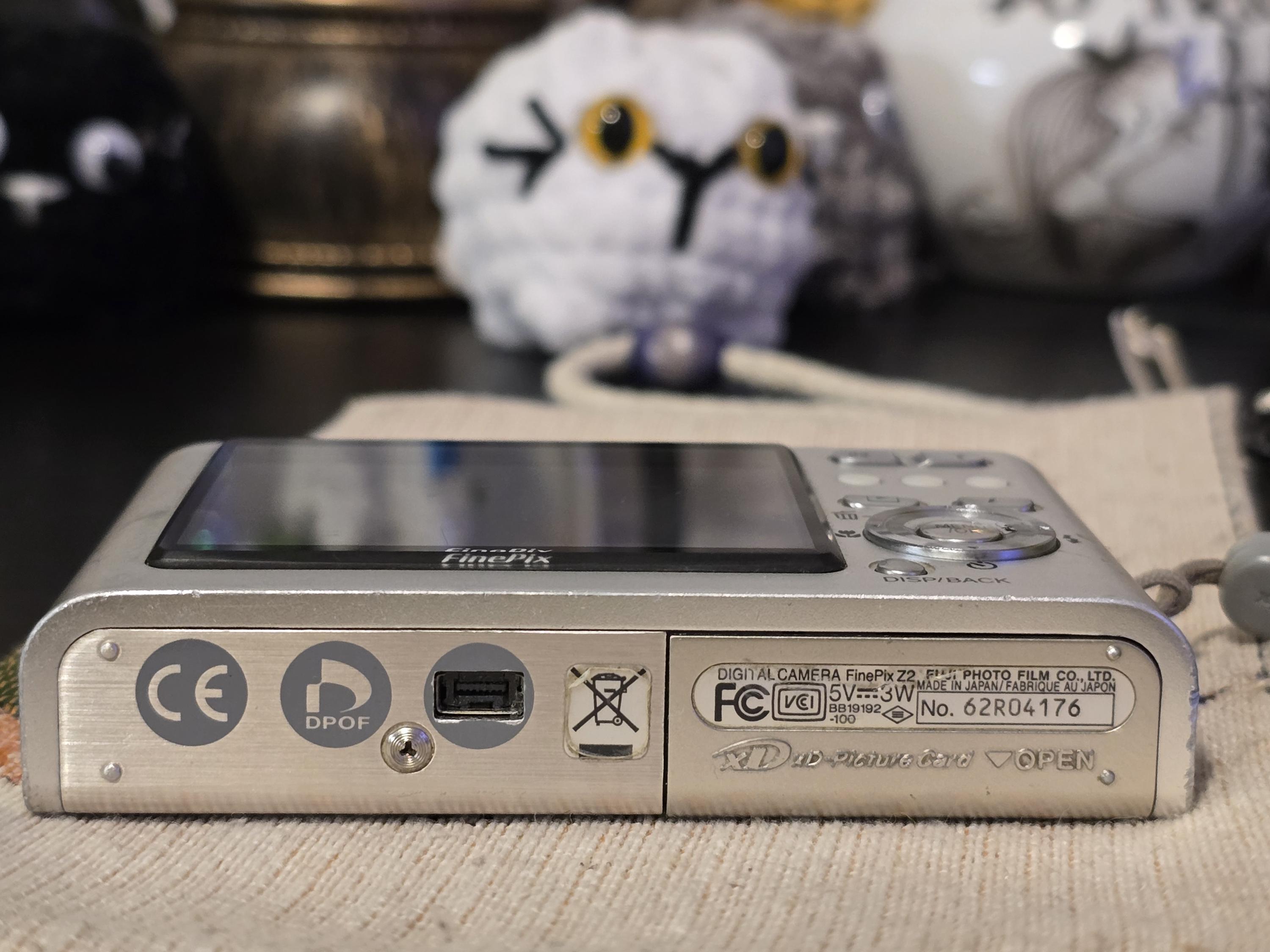【スマホ転送OK】FUJIFILM FinePix Z2 シルバー スマホ転送OK】FUJIFILM FinePix Z2 シルバー 81rXD5PcSNL