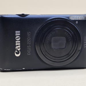 Canon IXUS 220 Hs/Elph 300 HS Digital Camera 12.1MP 5x Optical Zoom CMOS Sensor