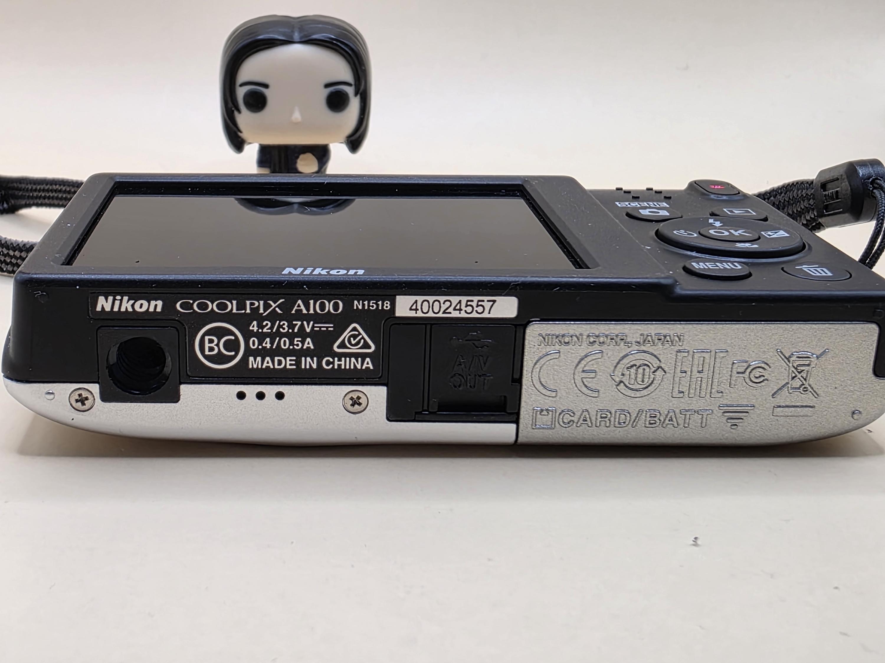 Exel+++nikon Coolpix A100 20.1MP Digital Camera With Charger