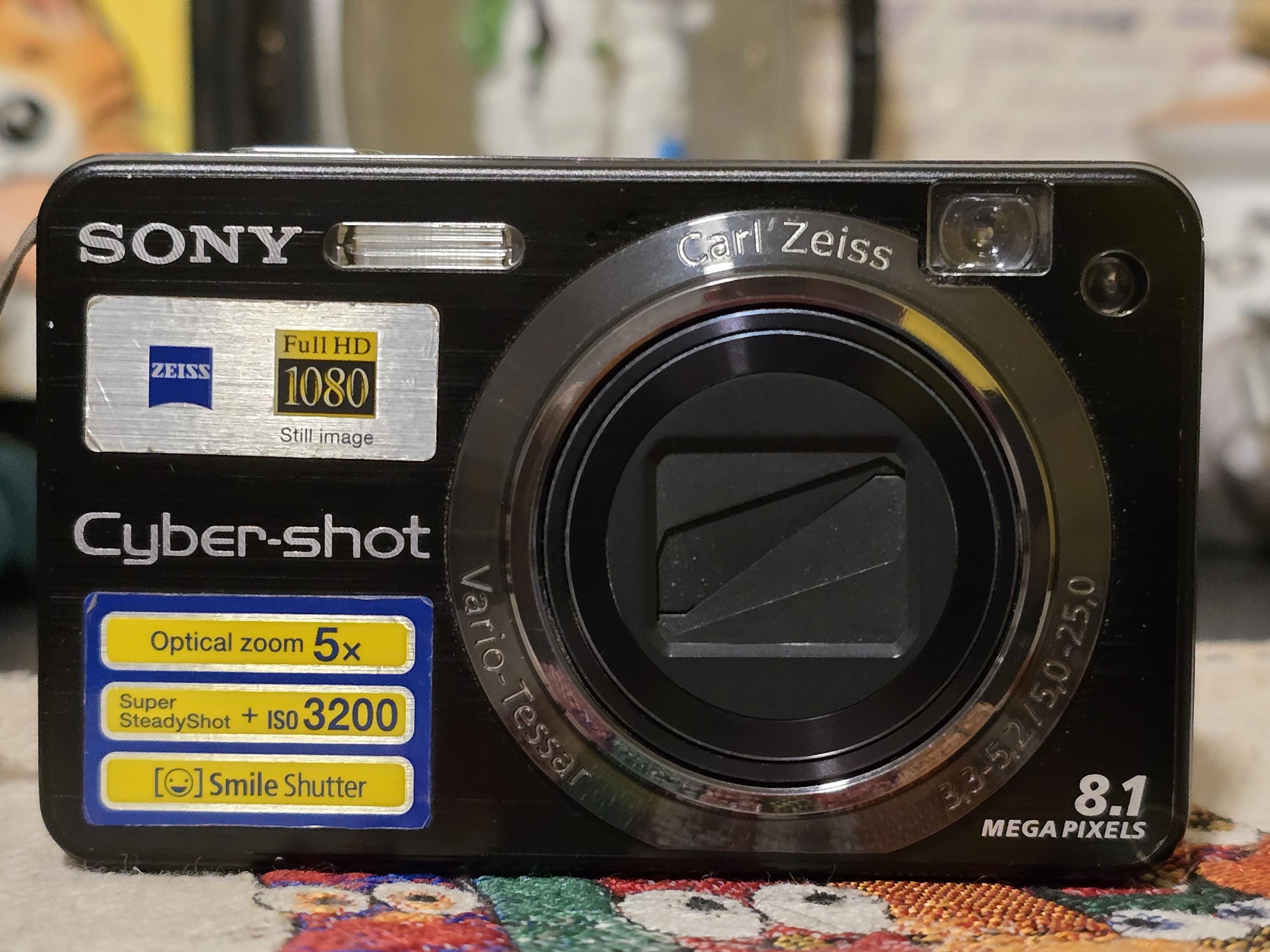 Sony Cyber-shot DSC-W570 Fotocamera Digitale Compatta 16.1MP - Usata In Nero - Ottica Pulita