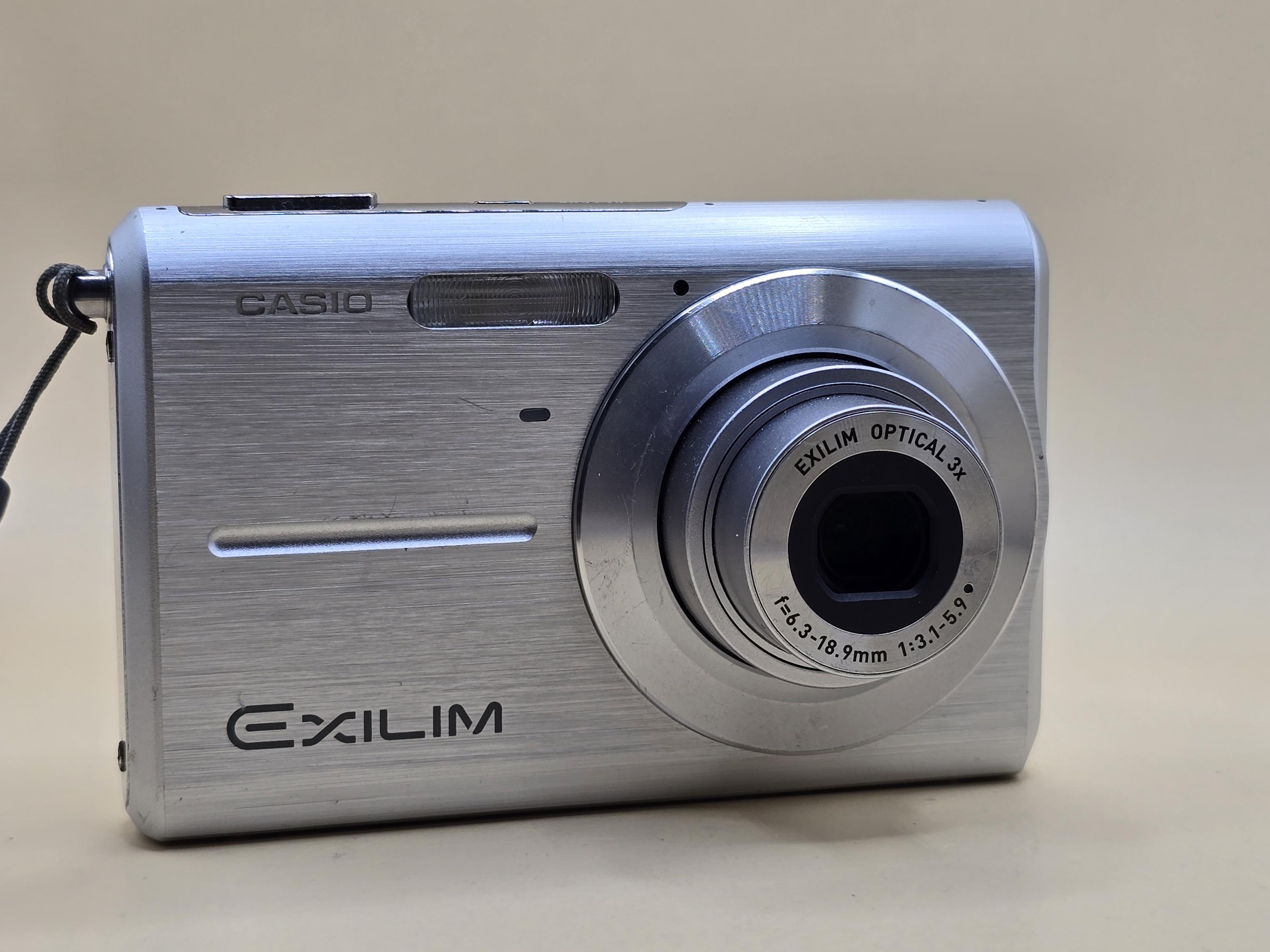 Casio Exilim EX-Z6 Digital Camera 6.0MP Camera Point Shoot Silver