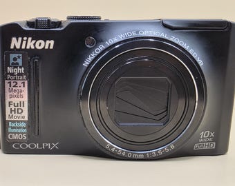 Nikon Coolpix S8200 Digital Camera - Red (REFURB