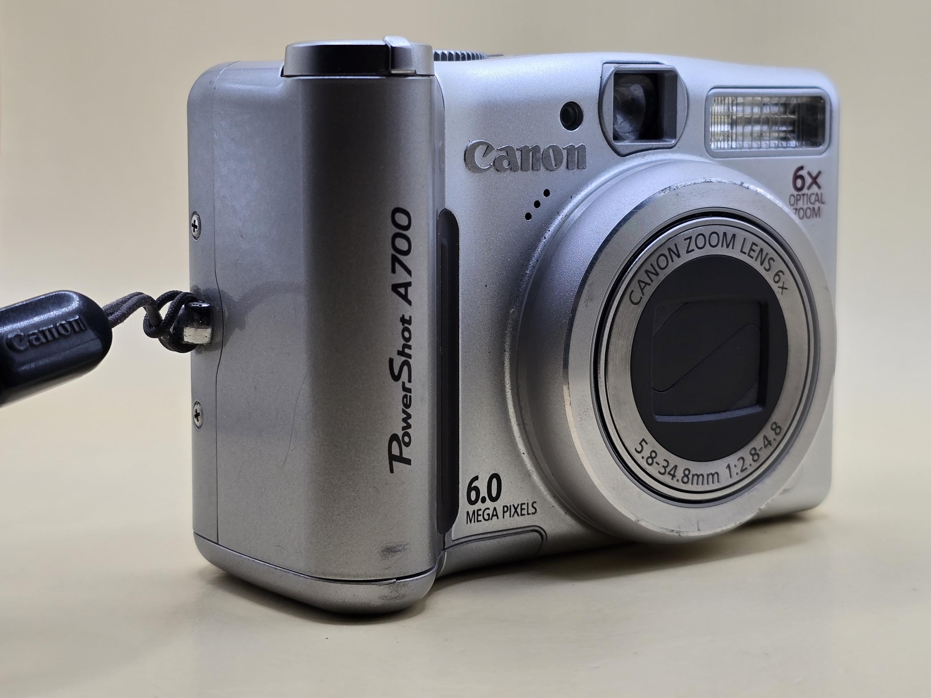 Canon Powershot A700 6.0MP Compact Digital Camera Silver W/ SD 