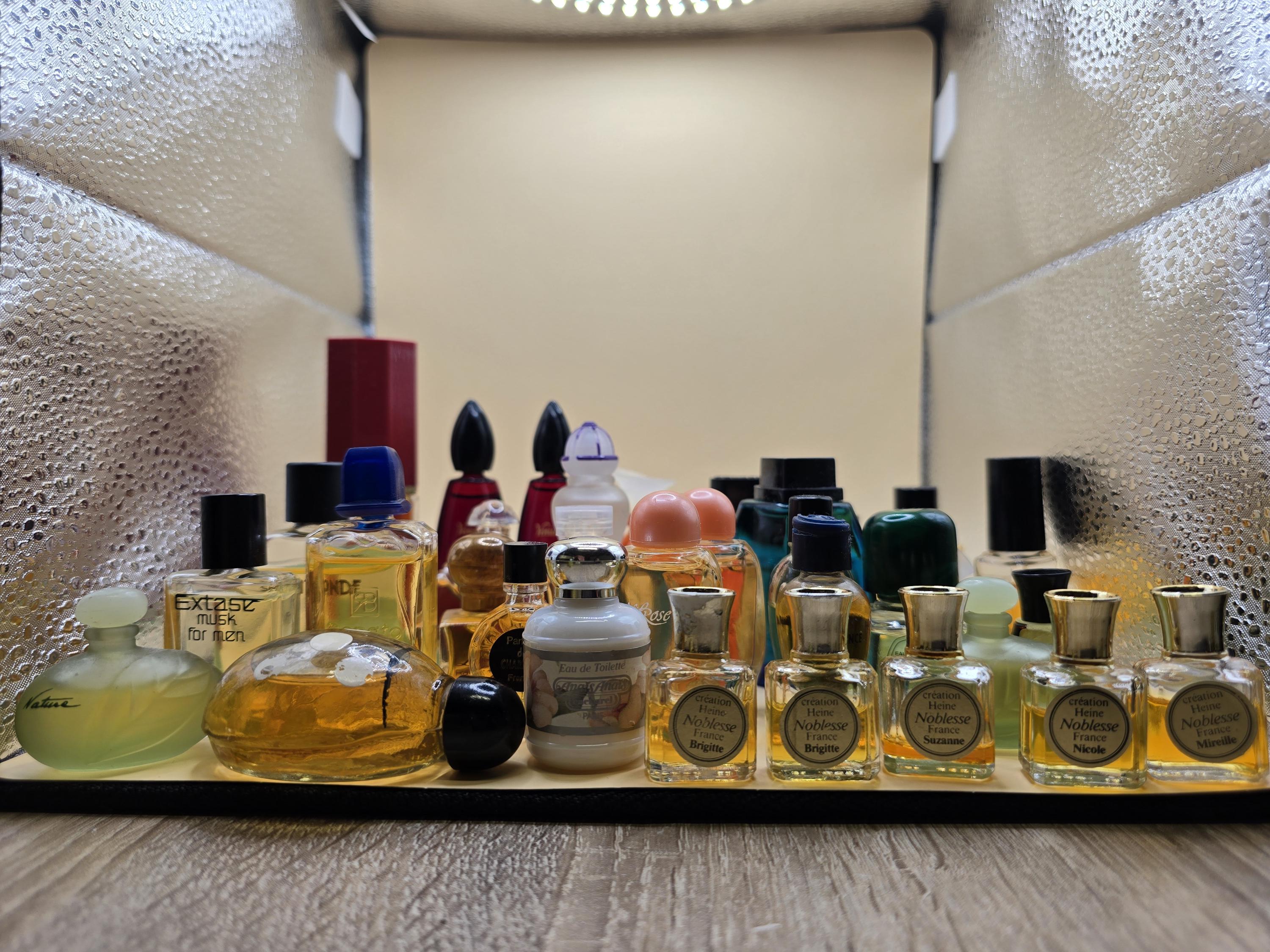 ヴィンテージのミニ香水、コレクター向けの香水ミニチュア。 - Etsy 日本