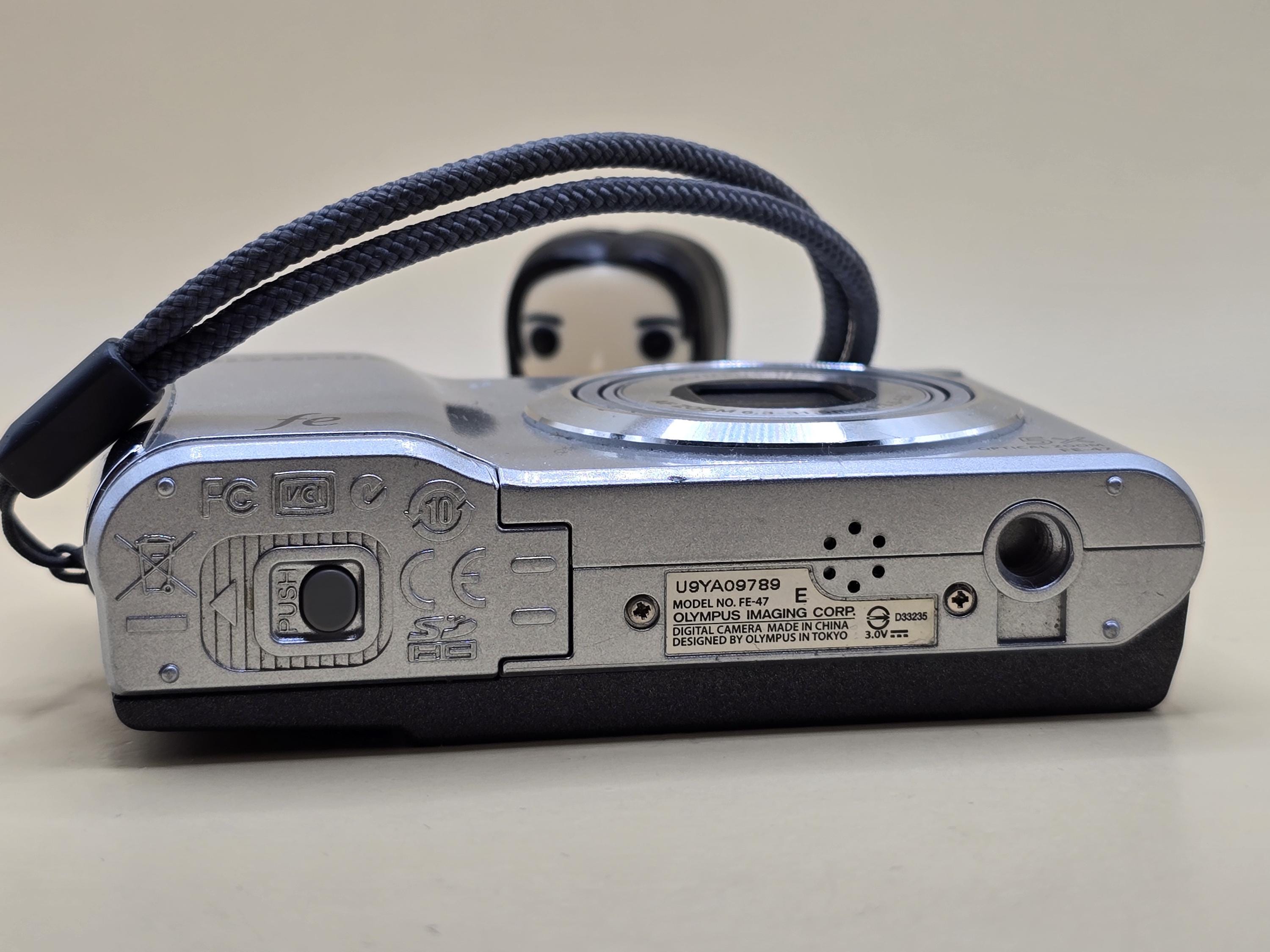 OLYMPUS FE-47 デジタルカメラ 5倍光学ズーム OLYMPUS FE-47 デジタル