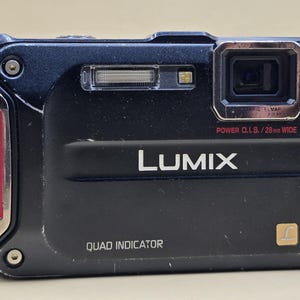 Panasonic Lumix DMC-FT4 GPS Digital Camera 12.1MP - TESTED