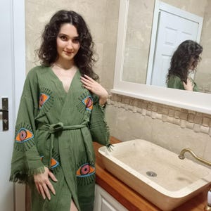 Khaki grüner handgemachter Evil Eye Festival Kimono, Boho Kimono für Frauen, Spa-Robe, Morgenmantel, Bademode Cover Up, Morgenmantel, Yoga Robe