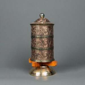Handcrafted Tibetan Prayer Wheel Wooden Buddhist Meditation Spinner Traditional Spiritual Decor Positive Energy Tool Handmade Gift