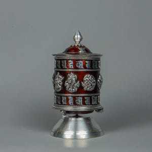 Handcrafted Tibetan Prayer Wheel Wooden Buddhist Meditation Spinner Traditional Spiritual Decor Positive Energy Tool Handmade Gift