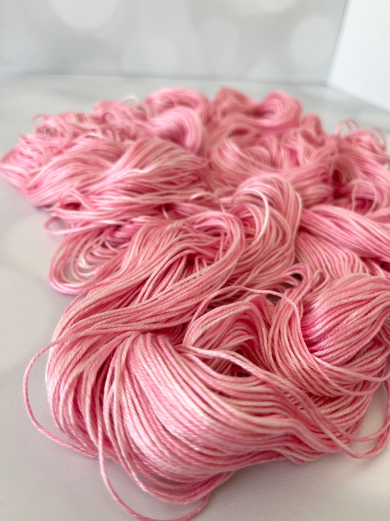 Pure Silk Yarn, pale pink, fingering weight yarn, Perfect Shell zdjęcie 4