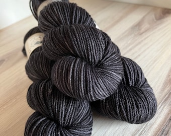 charcoal gray black Hand Dyed Worsted Weight Yarn, Gunpowder, Treasured Warmth